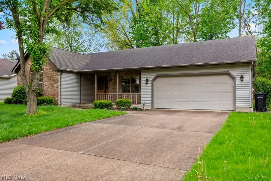 314 Greenwood Court, Elyria, OH 44035 - #3