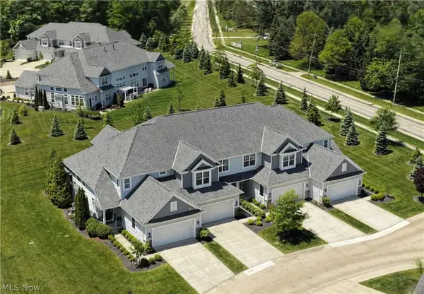 608 Aubrielle Avenue, Avon Lake, OH 44012