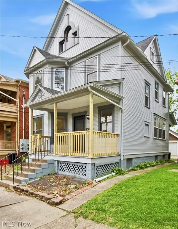 213 E Montgomery Street, Marietta, OH 45750