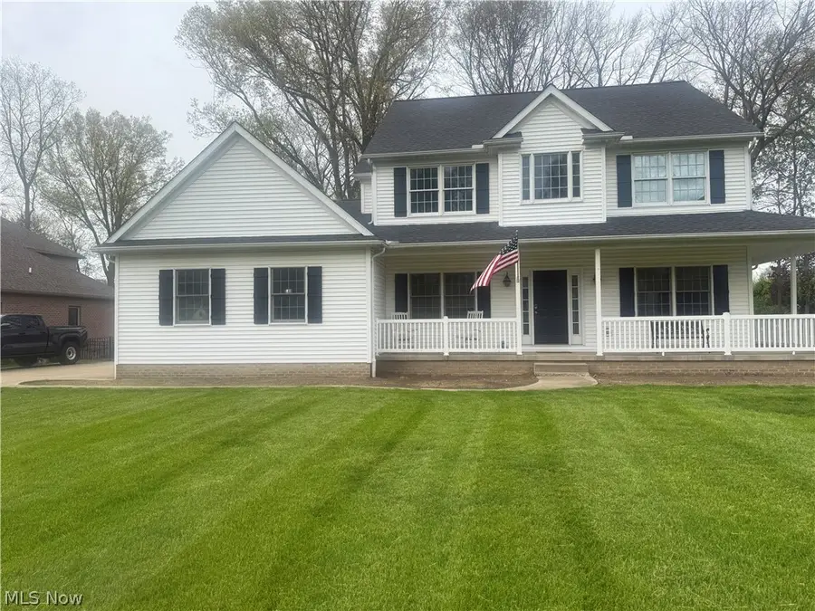 1467 Summer Wood Lane, Uniontown, OH 44685 - #2