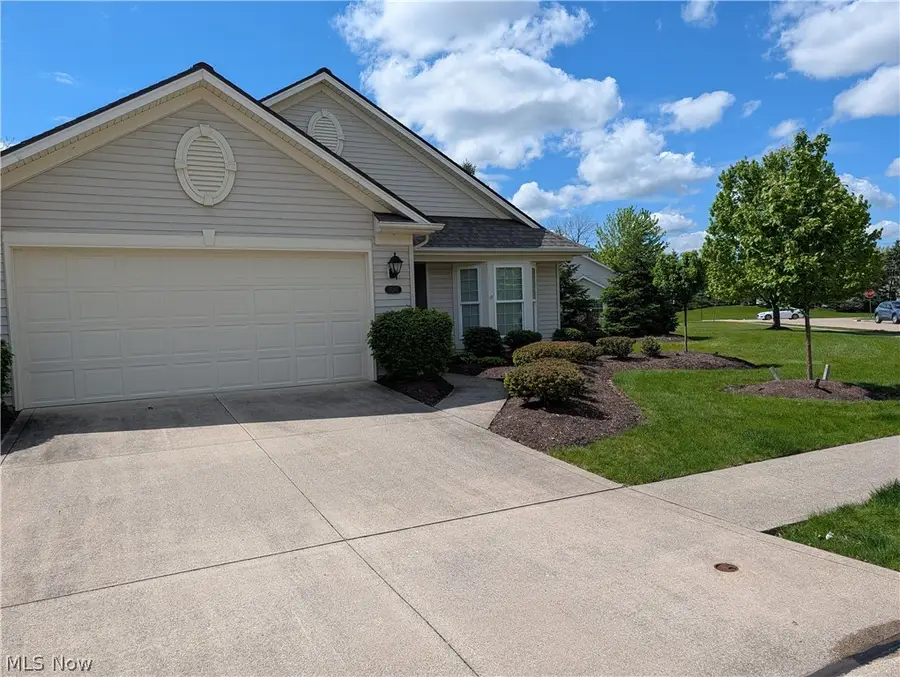 15282 Oak Hollow Lane, Strongsville, OH 44149 - #2