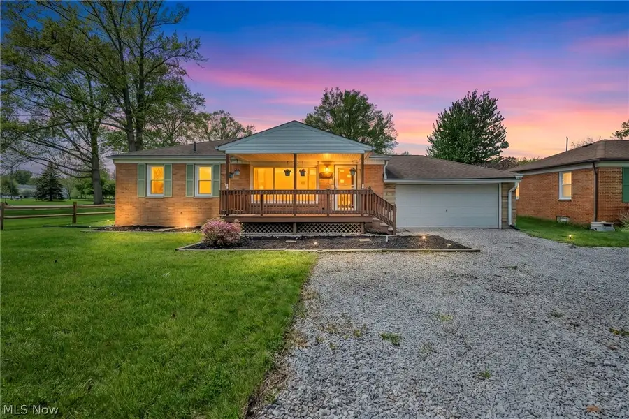 2124 Eaton Drive, Avon, OH 44011 - #3