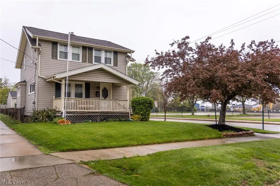 543 6th Street, Fairport Harbor, OH 44077 - #3