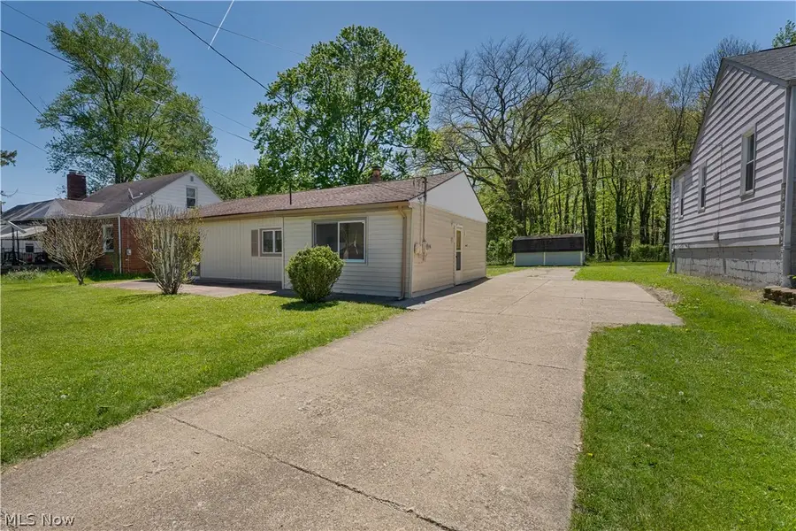 4365 Burkey Road, Austintown, OH 44515 - #3