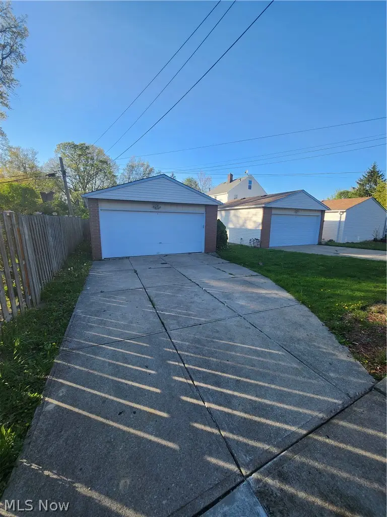 20207 Lake Shore Boulevard, Euclid, OH 44123 - #2