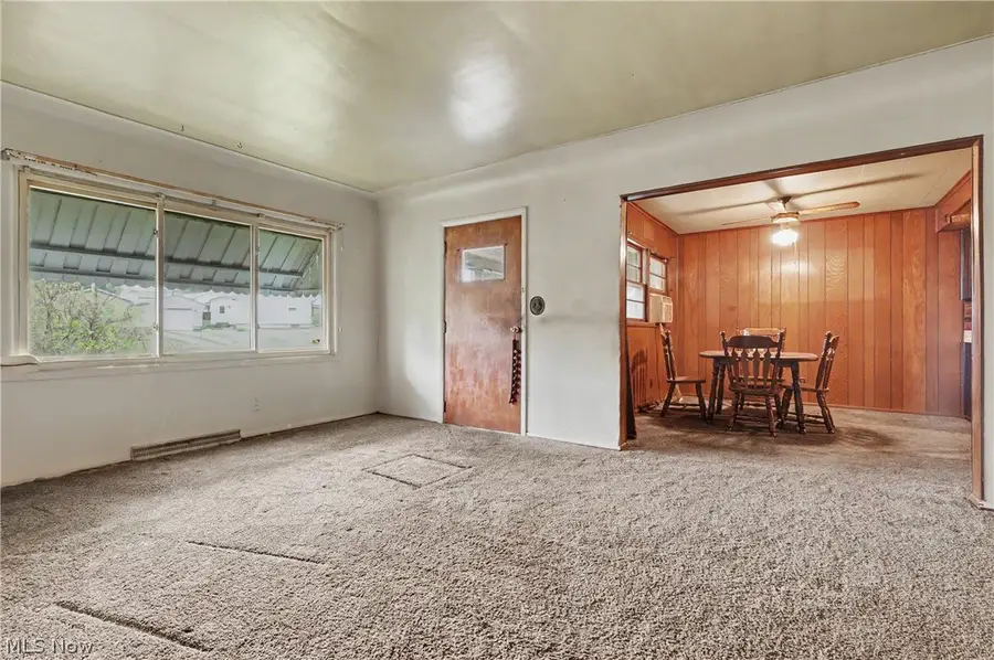 520 Sunset Drive, Hubbard, OH 44425 - #3