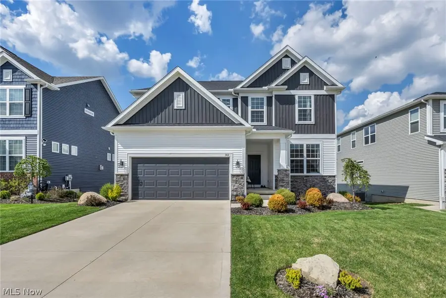 342 Foxglove Drive, Wadsworth, OH 44281 - #2