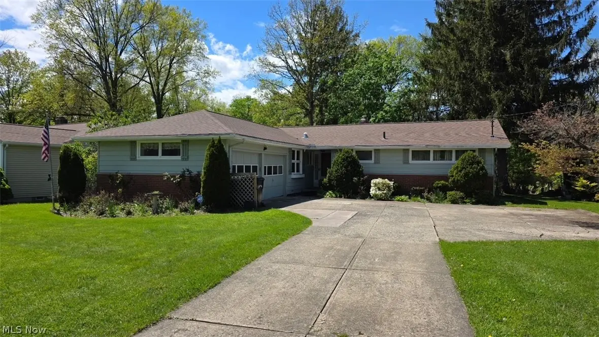 1034 N Pasadena Avenue, Elyria, OH 44035 - #1