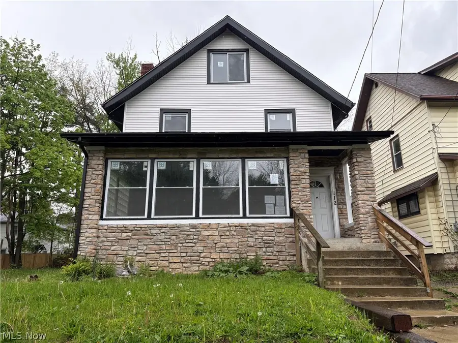 112 Burton Avenue, Akron, OH 44302 - #3
