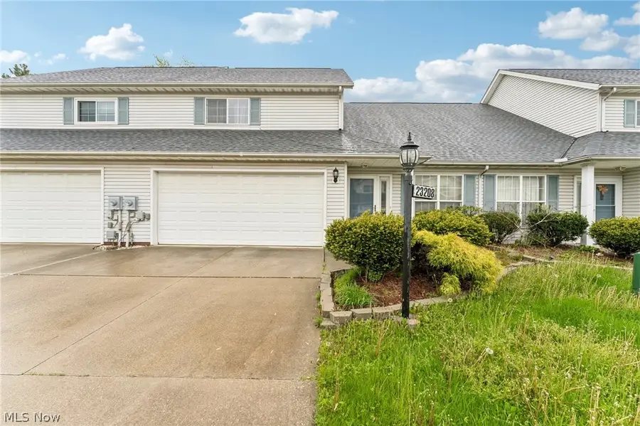 23208 Bennington Hamlet Circle, Euclid, OH 44123 - #2