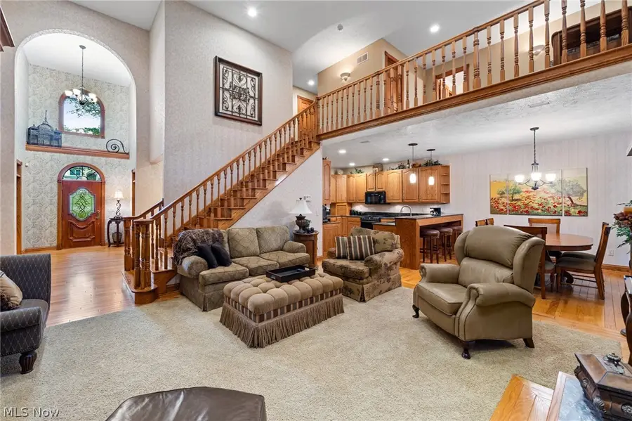 189 Ballantrae Drive, Sagamore Hills, OH 44067 - #3