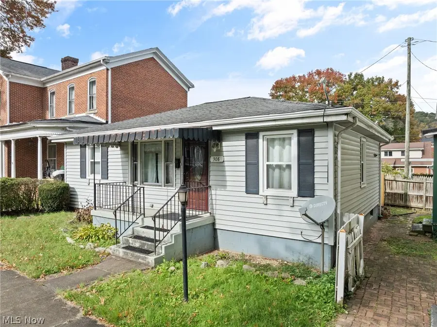308 Whitely Street, Bridgeport, OH 43912 - #2
