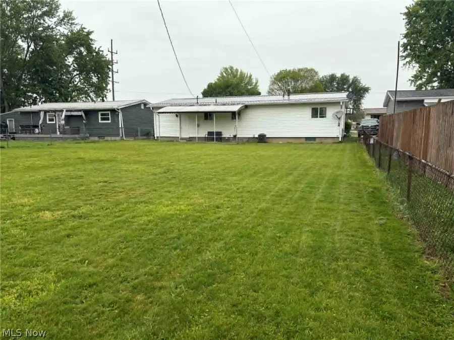 517 E 5th Street, West Lafayette, OH 43845 - #2