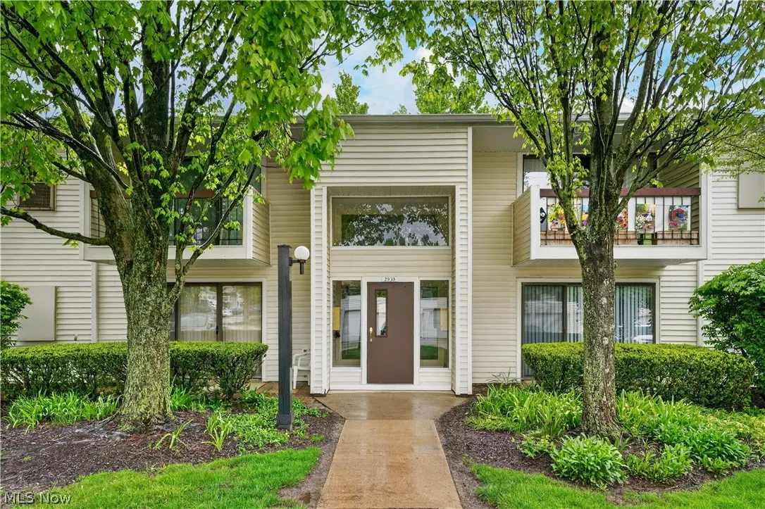2930 N Bay Drive #L7, Westlake, OH 44145 - #1