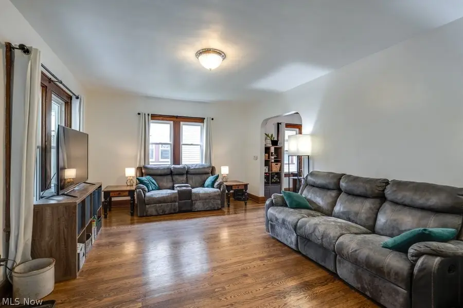 54 S School Street, Millersburg, OH 44654 - #3