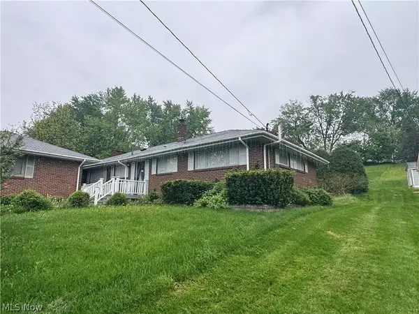 5606 Chandler Nw Avenue, North Canton, OH 44720