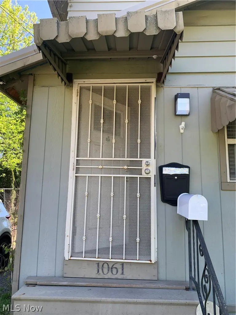 1061 East Se Avenue, Warren, OH 44484 - #2