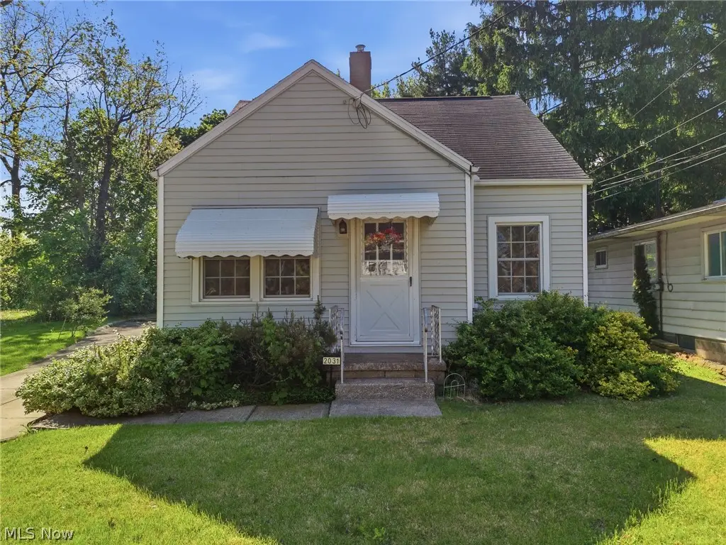 2031 Verde Avenue, Akron, OH 44314 - #1