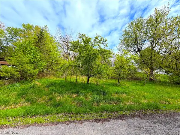 E 7th Street, Ashtabula, OH 44004