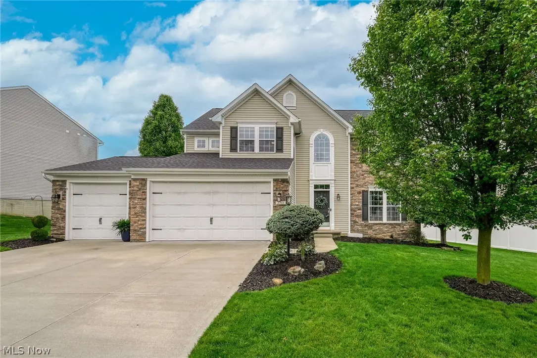 2713 Blue Ash Nw Avenue, Canton, OH 44708 - #1