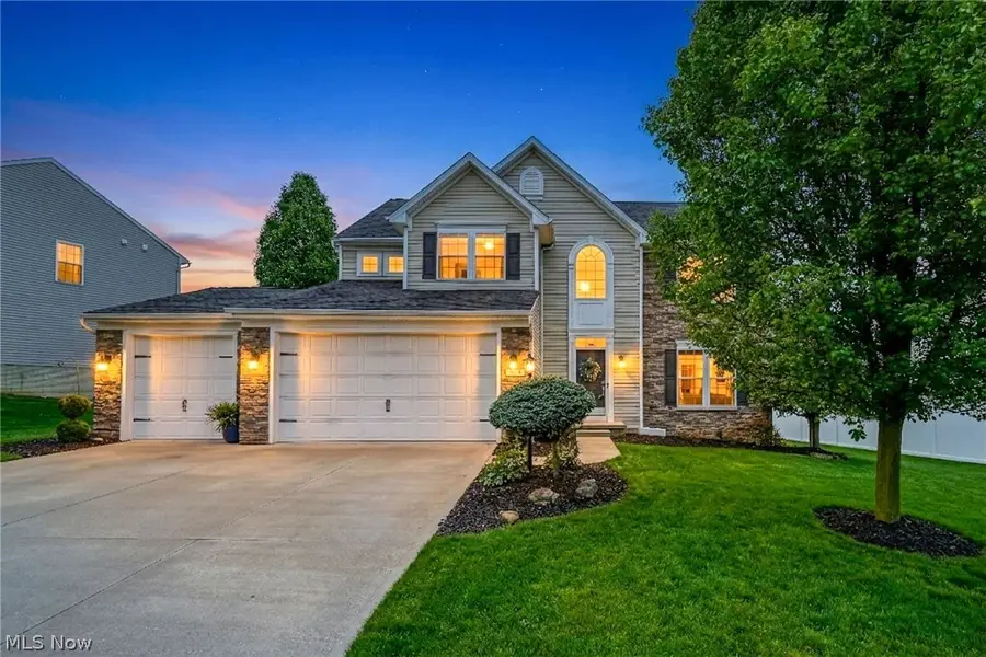 2713 Blue Ash Nw Avenue, Canton, OH 44708 - #2