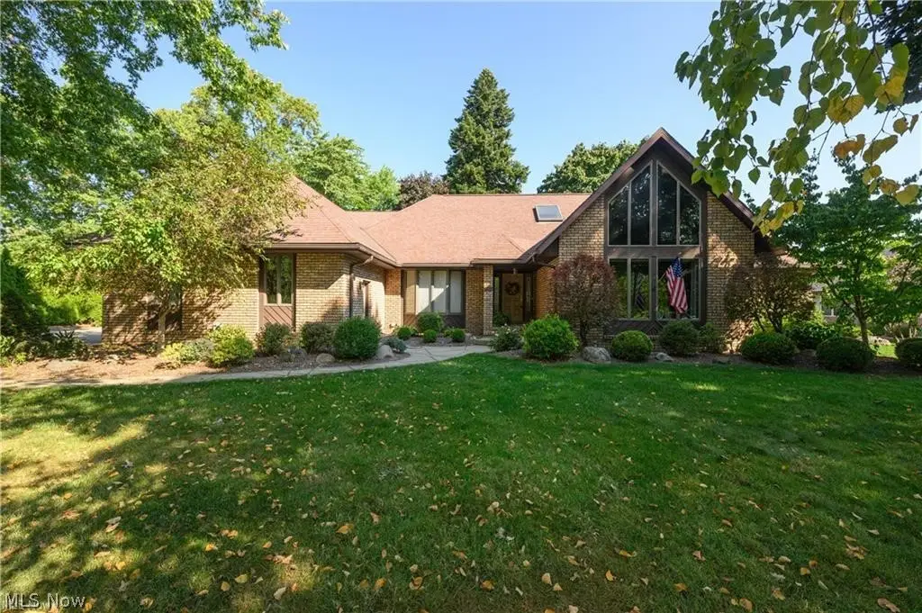 963 Mansion Circle, Barberton, OH 44203 - #1