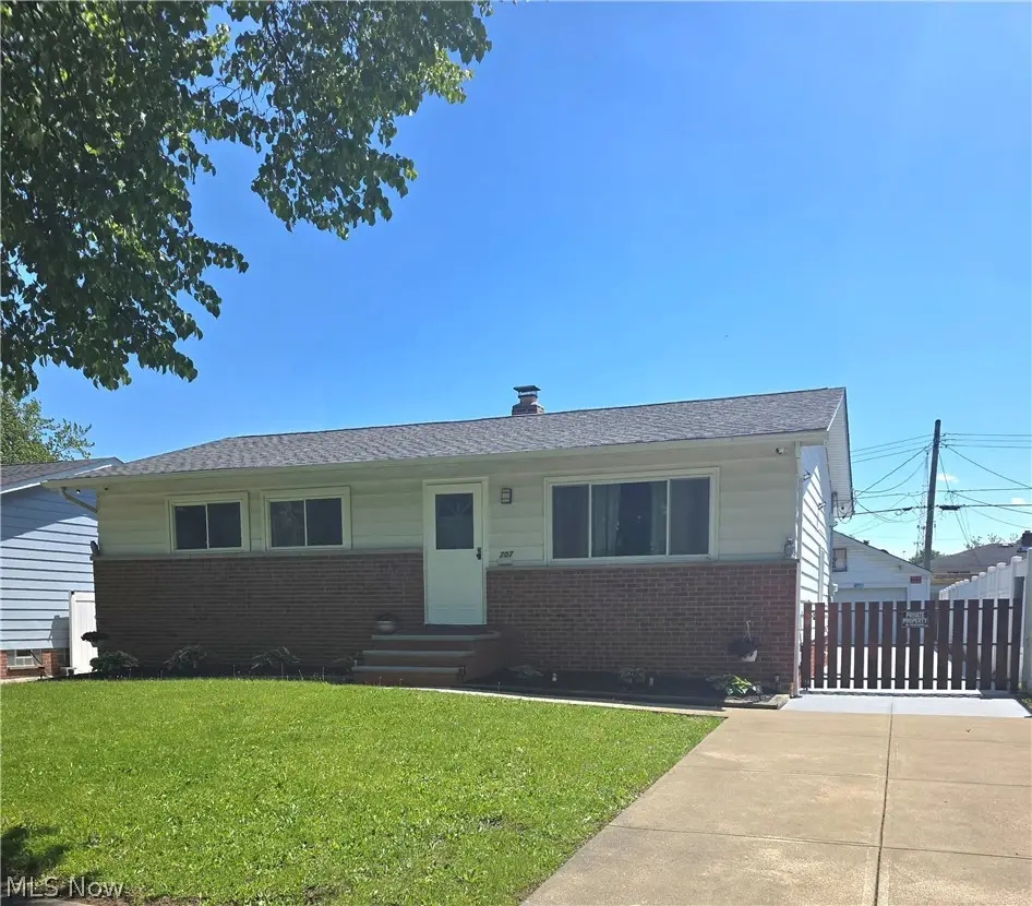 707 Timothy Lane, Cleveland, OH 44109 - #1