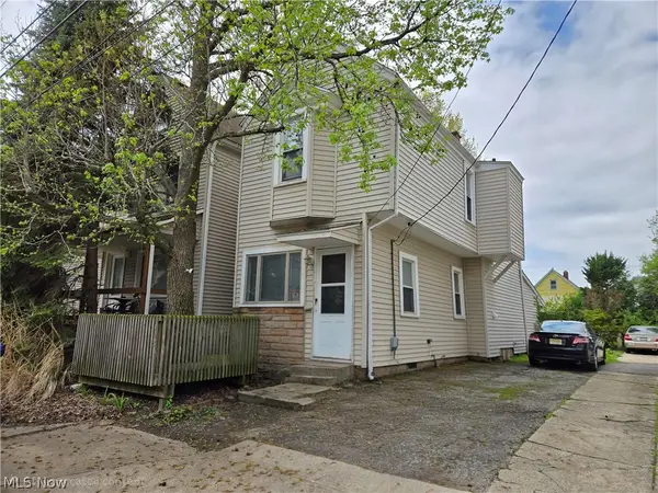 1952 E 124th Place, Cleveland, OH 44106