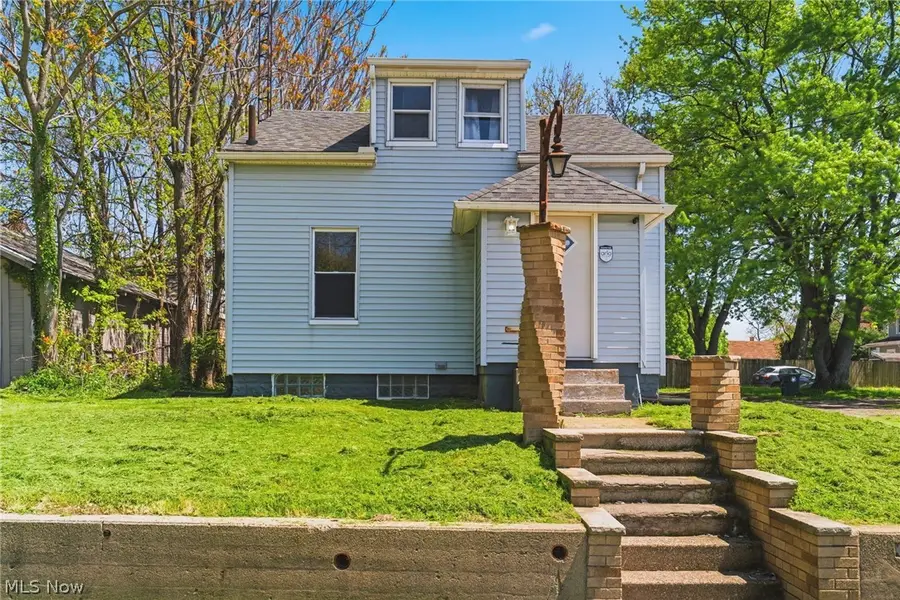 1646 Royal Ne Avenue, Canton, OH 44705 - #3