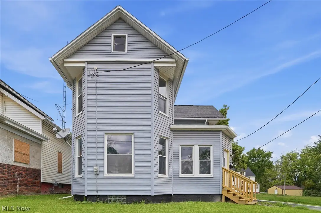766 E Summit, Alliance, OH 44601 - #1