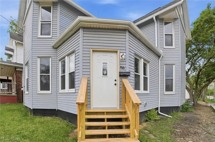766 E Summit, Alliance, OH 44601 - #2
