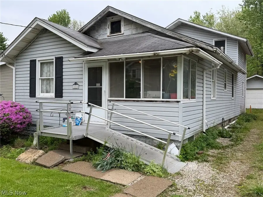 1516 22nd Ne Street, Canton, OH 44714 - #2