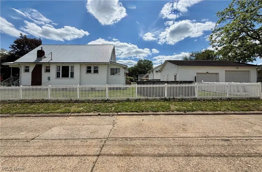 3107 9th Avenue, Vienna, WV 26105 - #3