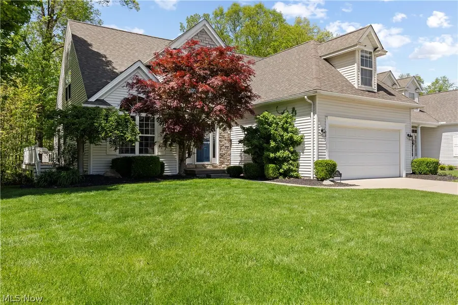 435 Country Walk, Amherst, OH 44001 - #2