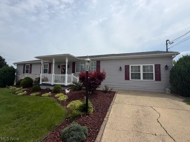 601 Mckenna Drive, Williamstown, WV 26187 - #2