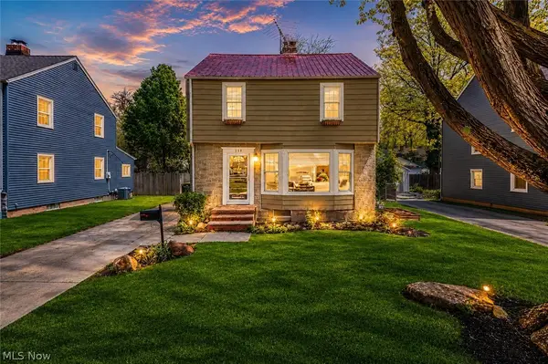 159 Inwood Boulevard, Avon Lake, OH 44012