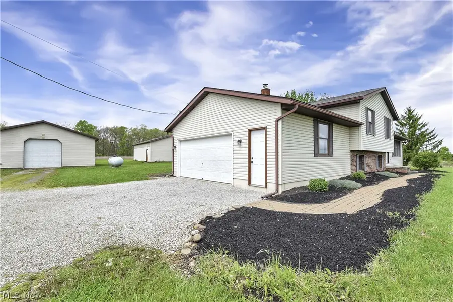 9550 Spencer Road, Homerville, OH 44235 - #3