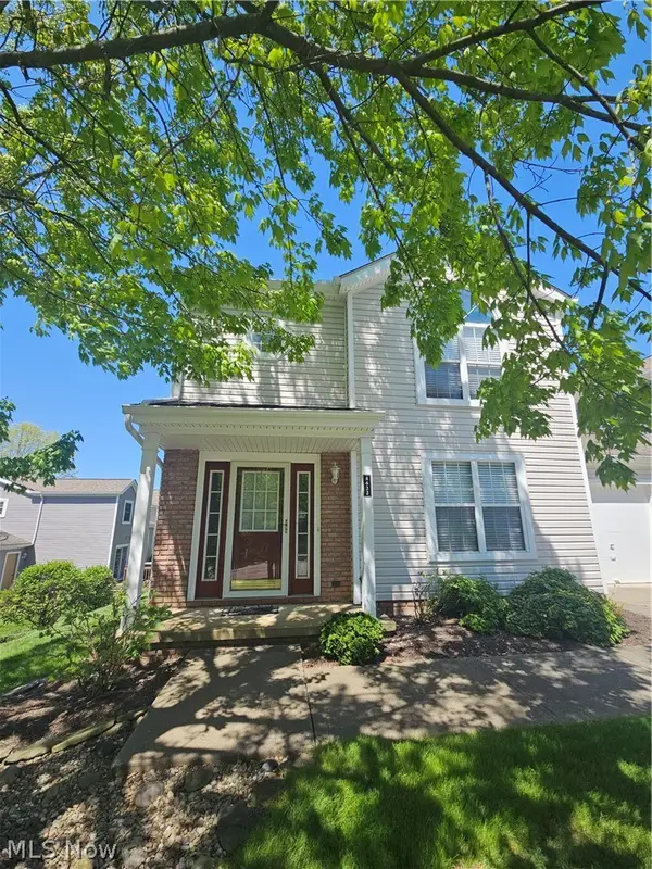 8622 Deerfield Circle, Macedonia, OH 44056