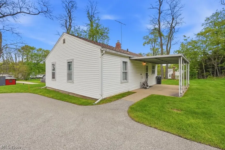 39 Castle Drive, Munroe Falls, OH 44262 - #2