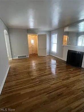 15511 Delrey Avenue, Cleveland, OH 44128 - #2