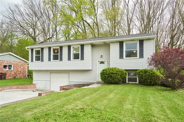 5165 Fawn Drive, New Franklin, OH 44319