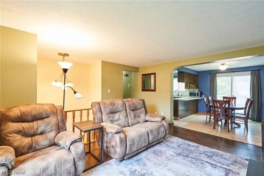 5165 Fawn Drive, New Franklin, OH 44319 - #3