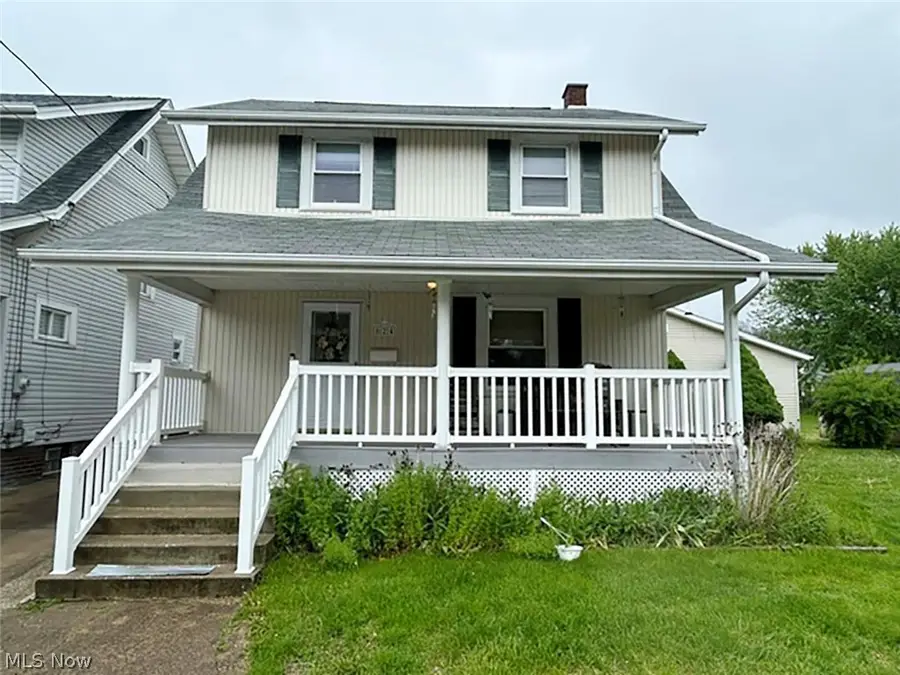 824 Smith Nw Avenue, Canton, OH 44708 - #2
