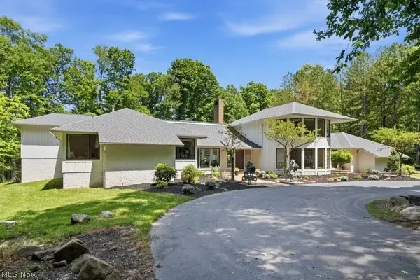100 Basswood Lane, Moreland Hills, OH 44022 - #2