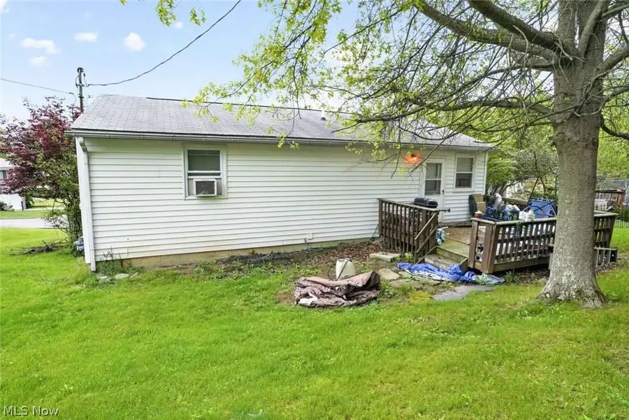 112 Locust Lane, Saint Clairsville, OH 43950 - #2