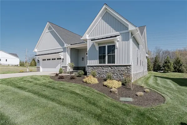 6469 N Cobblestone Road, Mayfield Village, OH 44143
