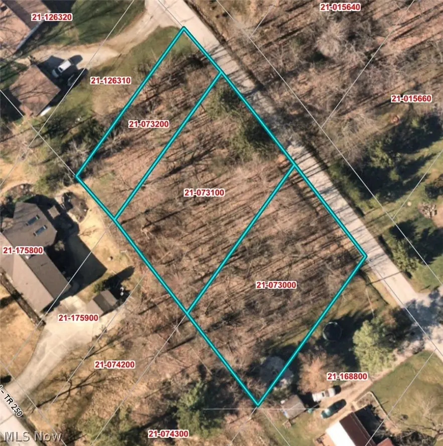 11664 Chestnutdale Road, Chardon, OH 44024 - #2