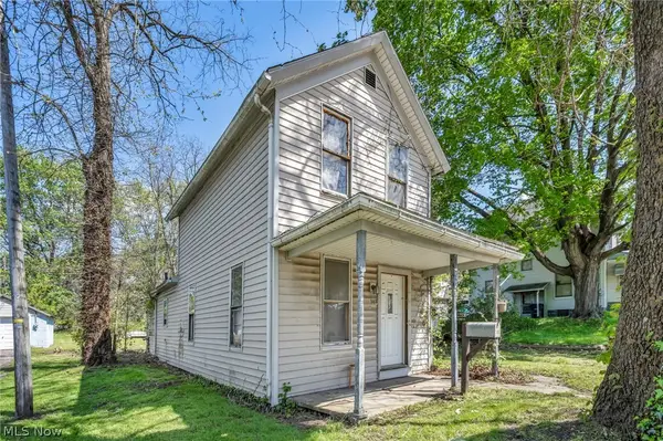 383 N Arlington Street, Akron, OH 44305