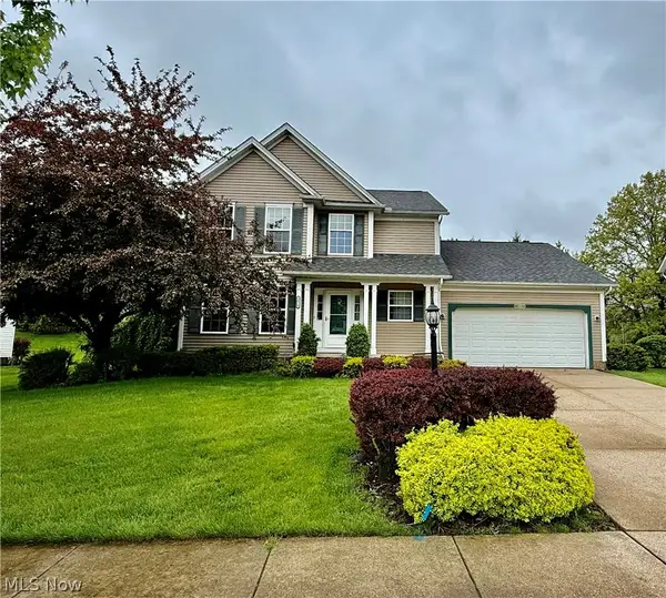 3076 Ravineview Circle, Stow, OH 44224