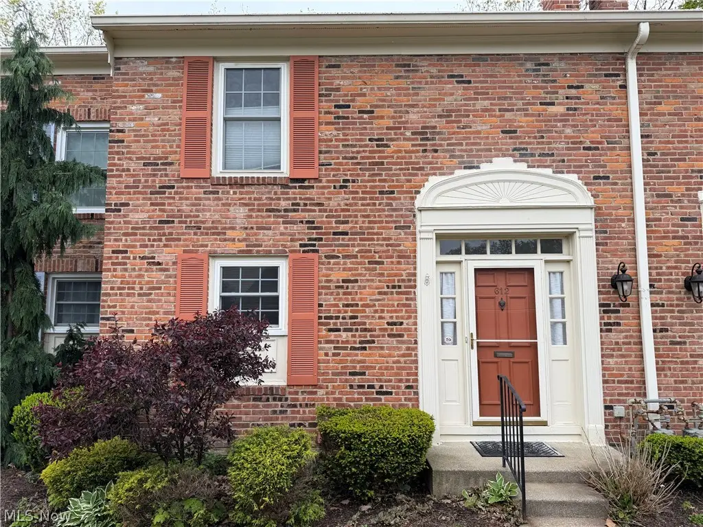 612 Trevitt W Circle #57, Euclid, OH 44143 - #1